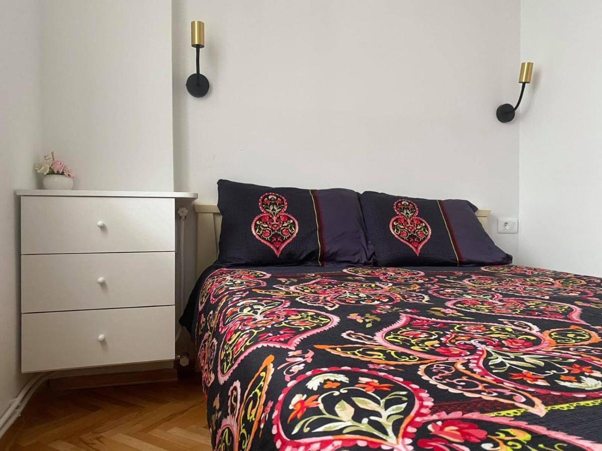 Velvet Apartment Skopje Exteriör bild